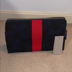 Rothy’s Large Vanity Bag